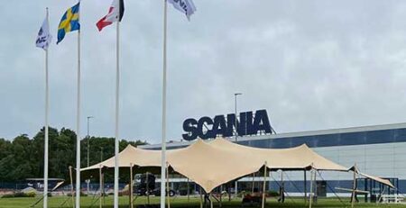 Tente stretch de 300m² installée par Cozy Events chez Scania Angers